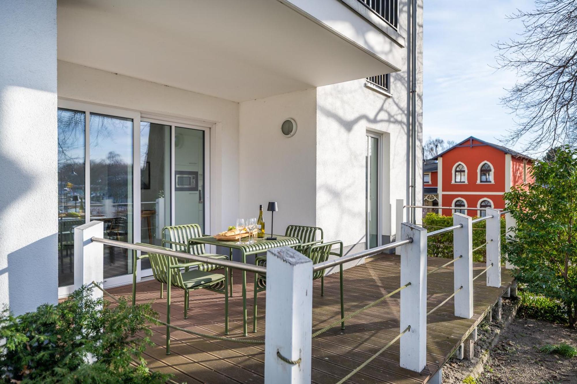 Villa Lindholm Wohnung 1 Lindholm ビンツ エクステリア 写真